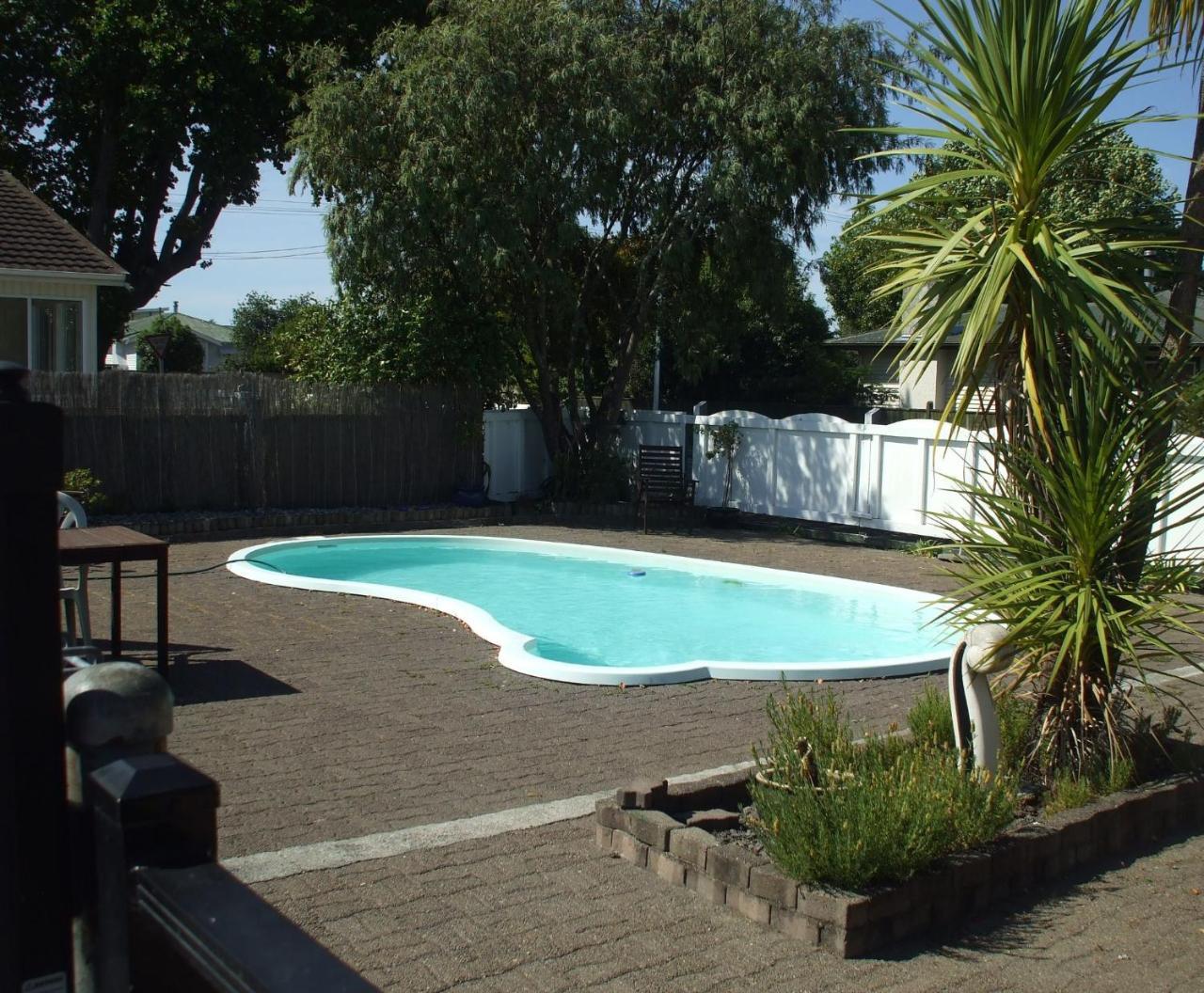 Acorn Estate Motel Masterton Exterior foto