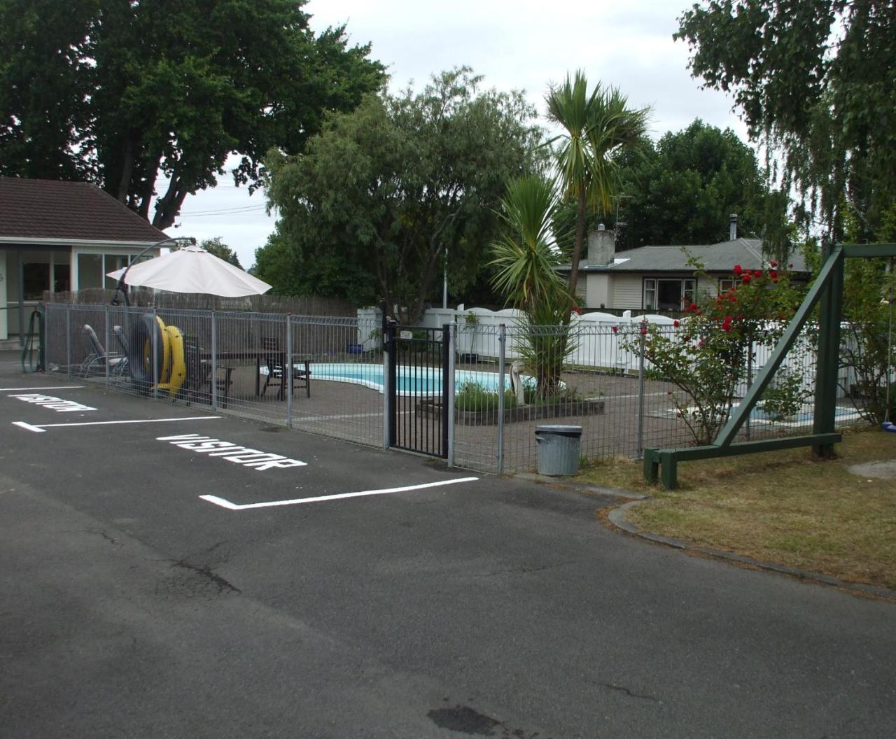 Acorn Estate Motel Masterton Exterior foto